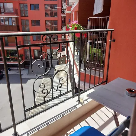 Krimski - Free Private Parking Apartment Varna