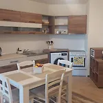 Krimski - Free Private Parking Apartment