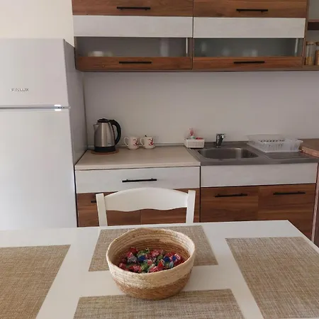 Krimski - Free Private Parking Apartment *