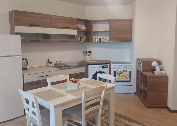 Krimski - Free Private Parking *